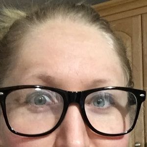 Meet your Posher, Kara